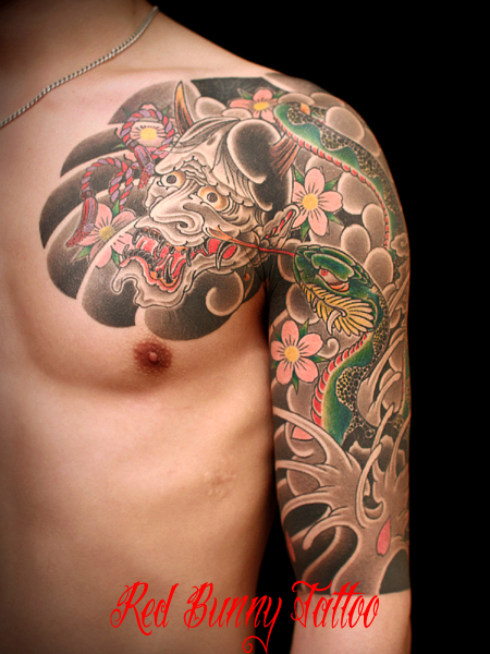 東京 タトゥースタジオ 吉祥寺 Redbunnytattoo 赤兎刺青 和彫り 刺青のデザイン紹介 蛇 般若