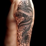 ヘビ クロス　　（刺青 タトゥー tattoo　画像 デザイン)