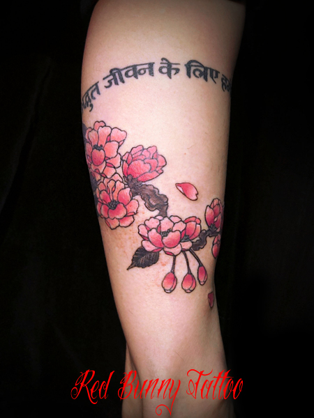 cherry blossom tattoo 桜 タトゥーデザイン ワンポイント