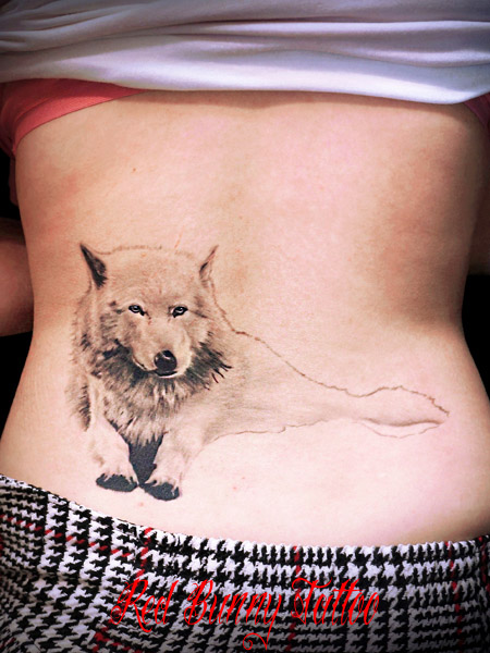 オオカミ　タトゥーデザイン　wolf tattoo