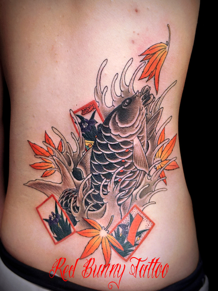 鯉と花札の刺青・タトゥーデザイン　波と紅葉