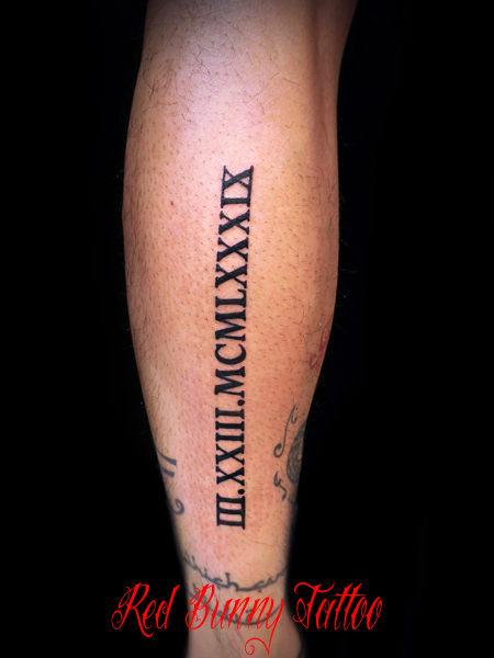 ローマ数字のタトゥーデザイン　Roman numerals tattoo