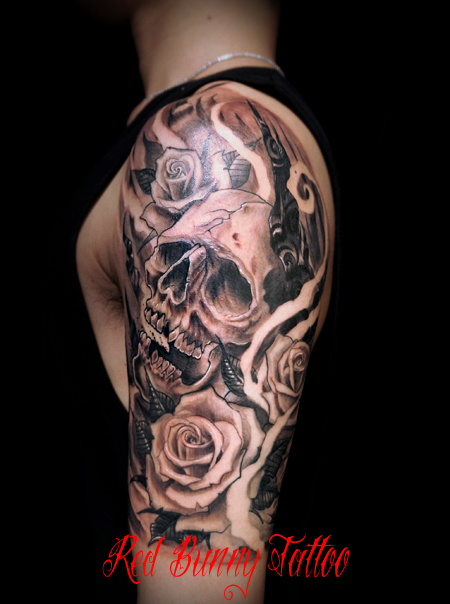 スカル＆バラのタトゥーデザイン skull&rose tattoo