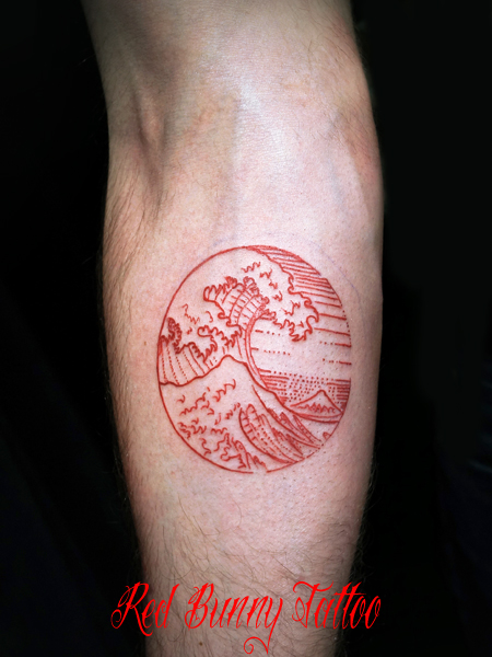 北斎・神奈川沖裏波のタトゥー hokusai wave tattoo