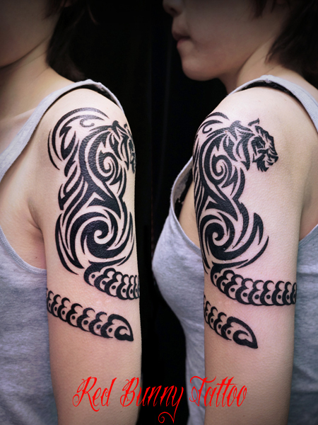 虎のトライバルタトゥーデザイン tiger tribal tattoo 女性