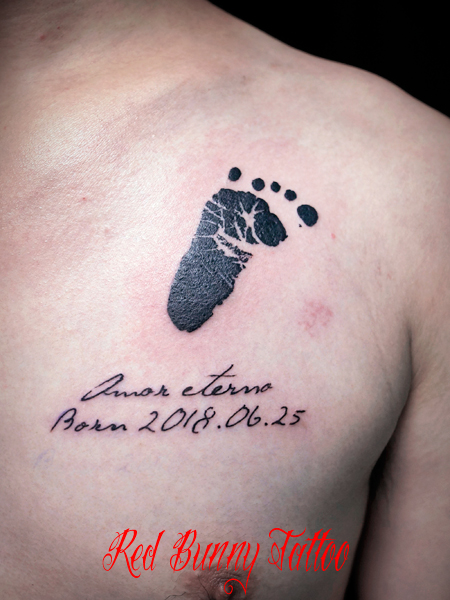 赤ちゃん　足あと　記念　タトゥーデザイン　メッセージ