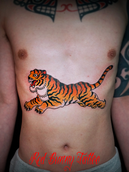 虎・タイガーのタトゥーデザイン　アメリカントラディショナル tiger tattoo