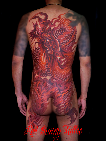 龍 赤龍 刺青 和彫り 背中一面 タトゥーデザイン japanese dragon tattoo