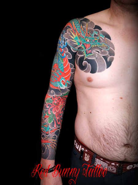 龍と菊　刺青・和彫りのデザイン  japanese-dragon-tattoo