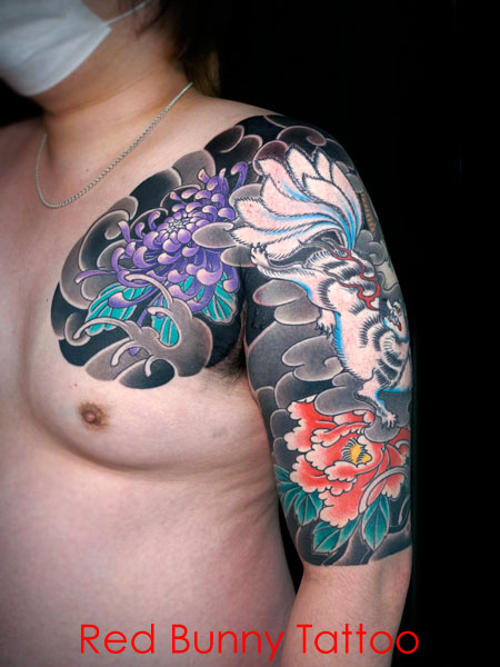 菊と九尾の狐の刺青・和彫りのデザイン　japanese style tattoo