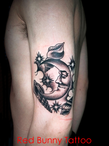 月と貝 タトゥーデザイン moon shell tattoo 腕