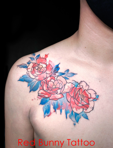 水彩画・バラのタトゥーデザイン　花・植物のタトゥーデザイン　ウォーターカラー　胸