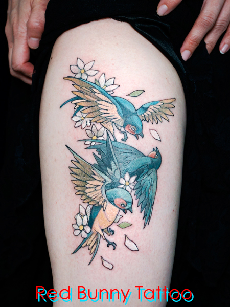 青い鳥と白い花のタトゥーデザイン　ツバメ・blue bird tattoo・マグヌスデザイン