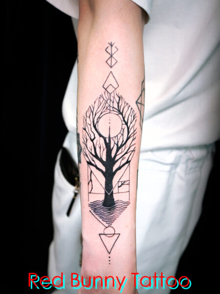 木と幾何学模様のタトゥーデザイン　ジオメトリック・tree&geometric tattoo