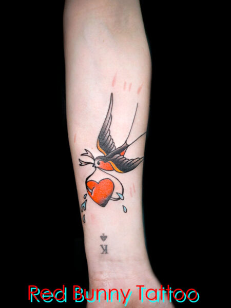 ツバメのタトゥーデザイン　アメリカントラディショナル・鳥・swallow tattoo