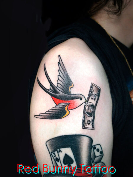 ツバメ　タトゥーデザイン　アメリカントラディショナル swallow tattoo