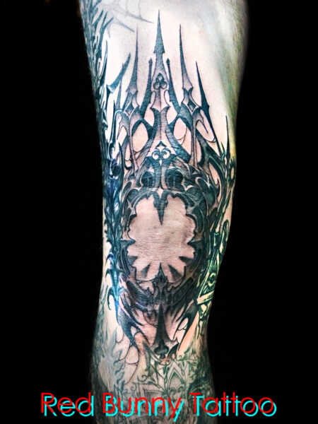 ダーク・ゴシックな模様タトゥー　膝・dark・gothic