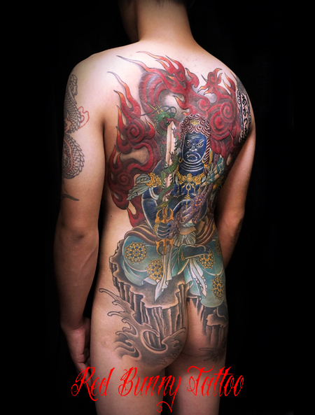 不動明王 刺青 和彫り 背中一面 タトゥーデザイン