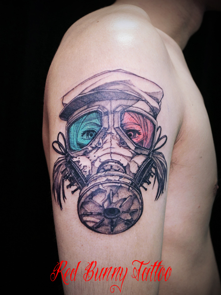 KX}XN  ^gD[fUC gasmask girl tattoo