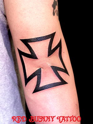 tattoo,ironcross