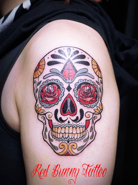 シュガースカル メキシカンスカルのタトゥーデザイン 東京 タトゥースタジオ 吉祥寺 Red Bunny Tattoo タトゥーデザイン タトゥー画像